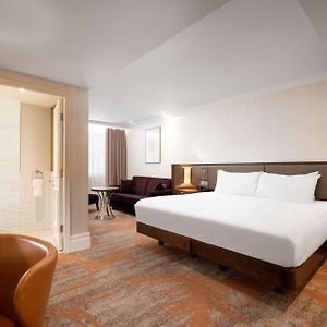 Grand Superior King Room Sofa bed